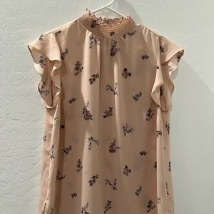 Vince Camuto  blouse size Medium with flowers short sleeve see pics and notes